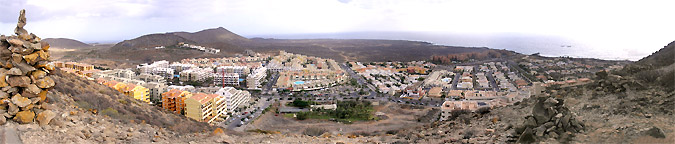 El Palm-Mar Tenerife vanop de Montaa de Guaza. (Foto Panrijder)