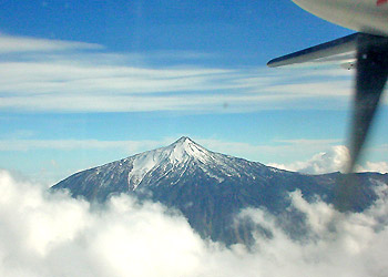 Besneeuwde Pico del Teide.